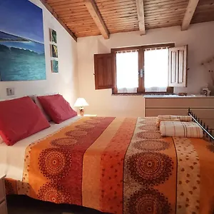 Hébergement de vacances Sa Mendua E Sa Pruna Casa Al Mare