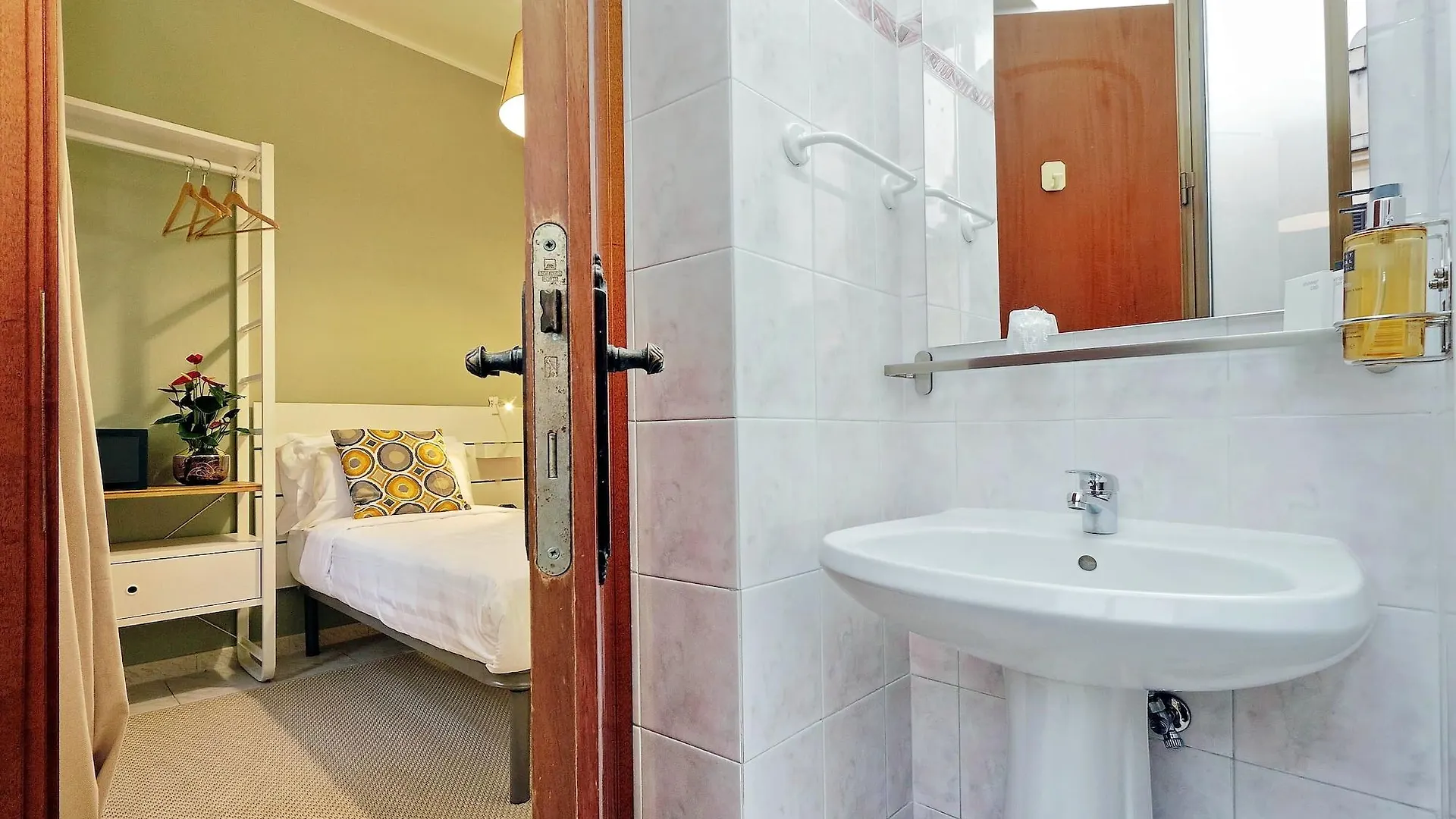 Hotel Casa Santa Sofia Roma